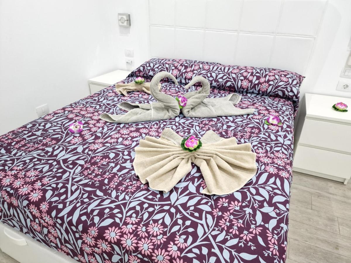 Luxury San Marino Apartment & Pool View Los Cristianos  Eksteriør billede