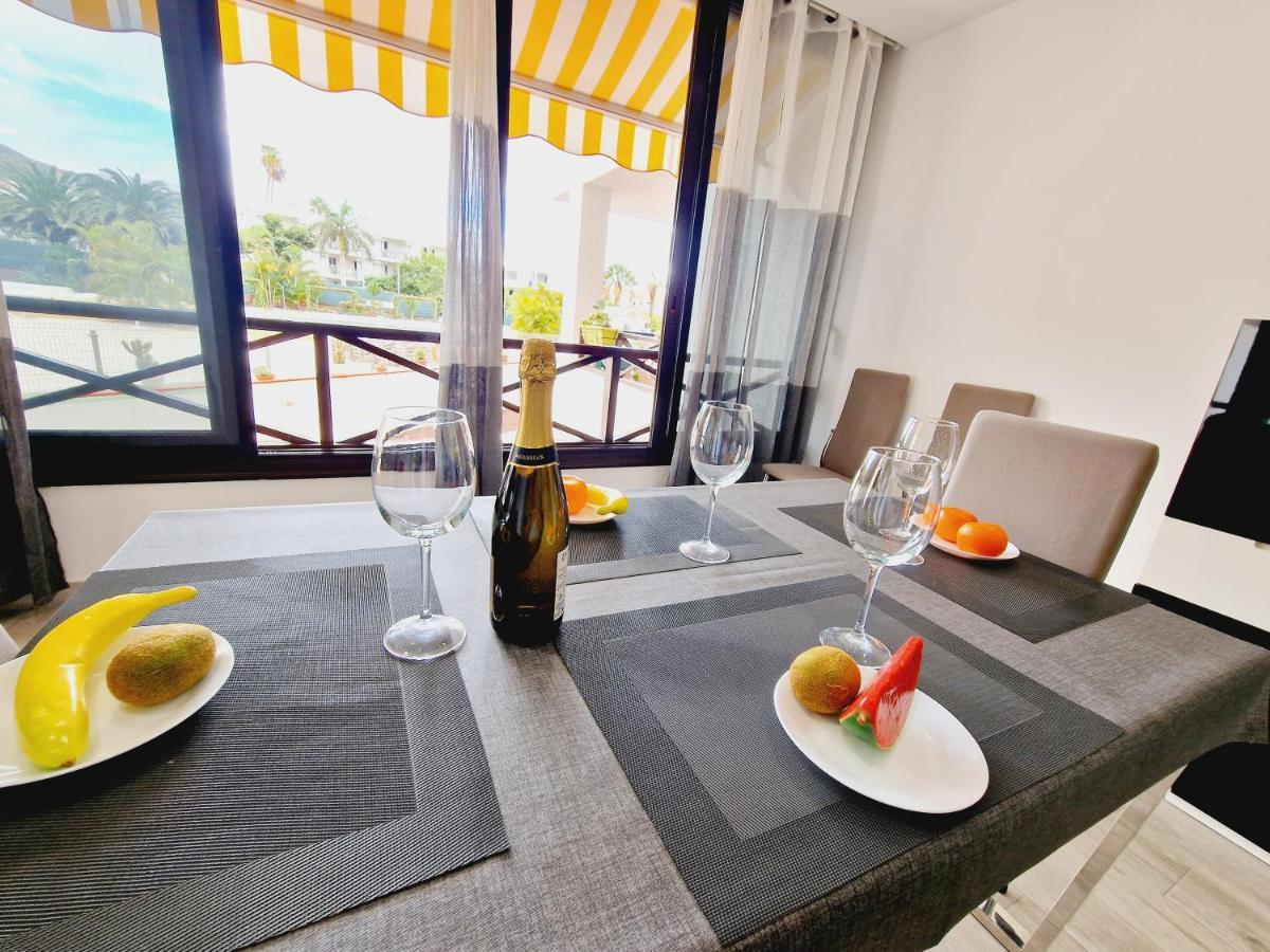 Luxury San Marino Apartment & Pool View Los Cristianos  Eksteriør billede