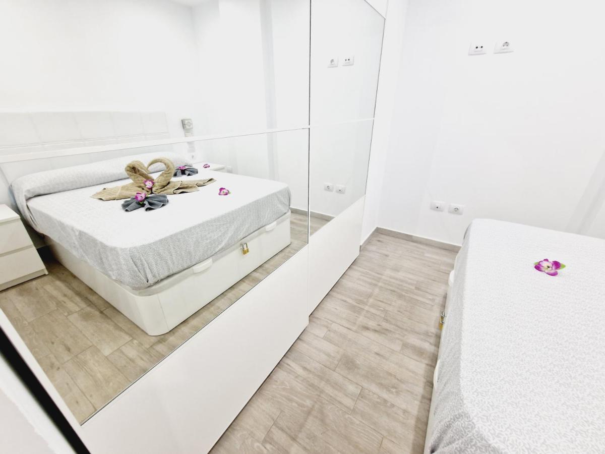 Luxury San Marino Apartment & Pool View Los Cristianos  Eksteriør billede